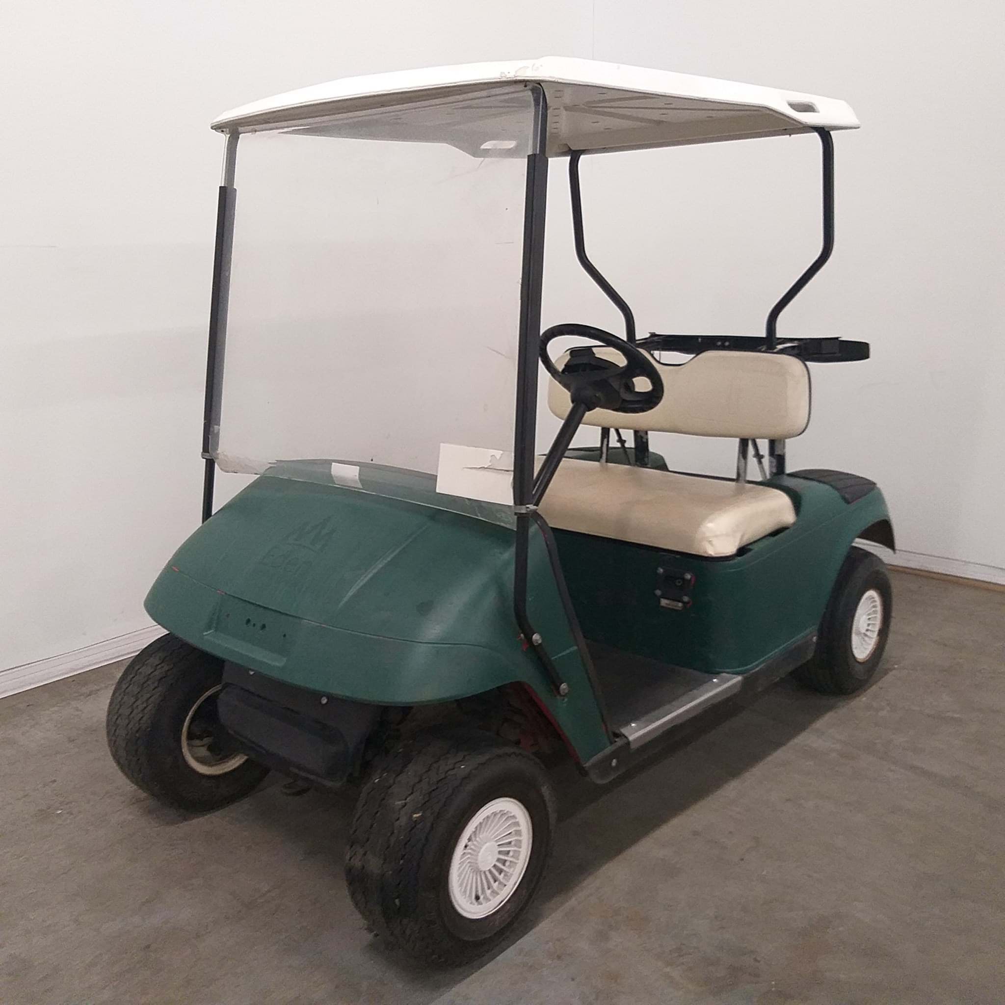 Picture of Used - 2006 - Electric - E-Z-Go Txt - 2 Seater - Green