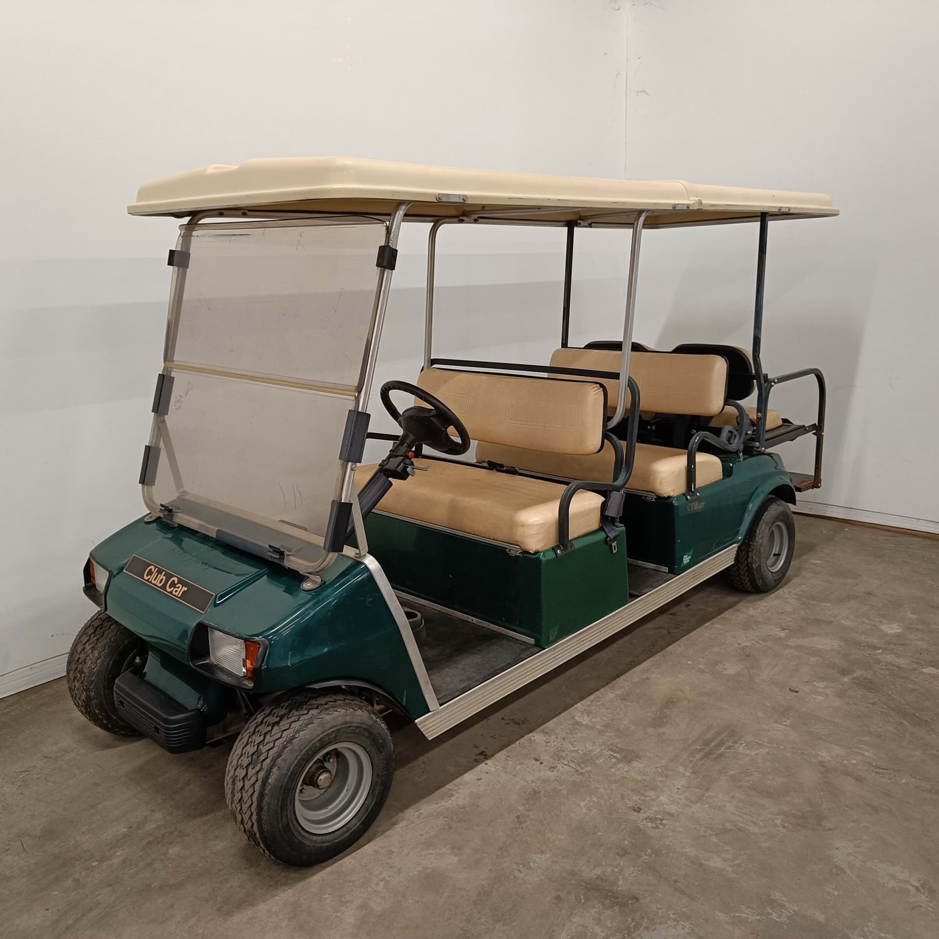 Picture of Refurbished (R) - 2016 - Electric lithium - Club Car - Villager 6 -  6 seater - Green