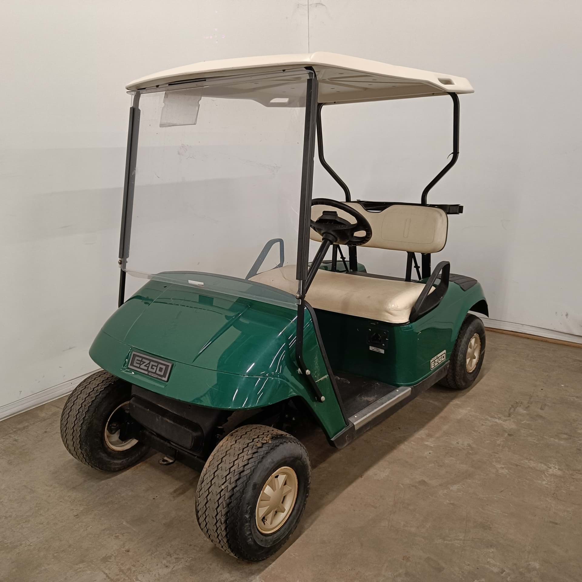 Picture of Trade - 2011 - Electric - EZGO - TXT - 2 seater - Green