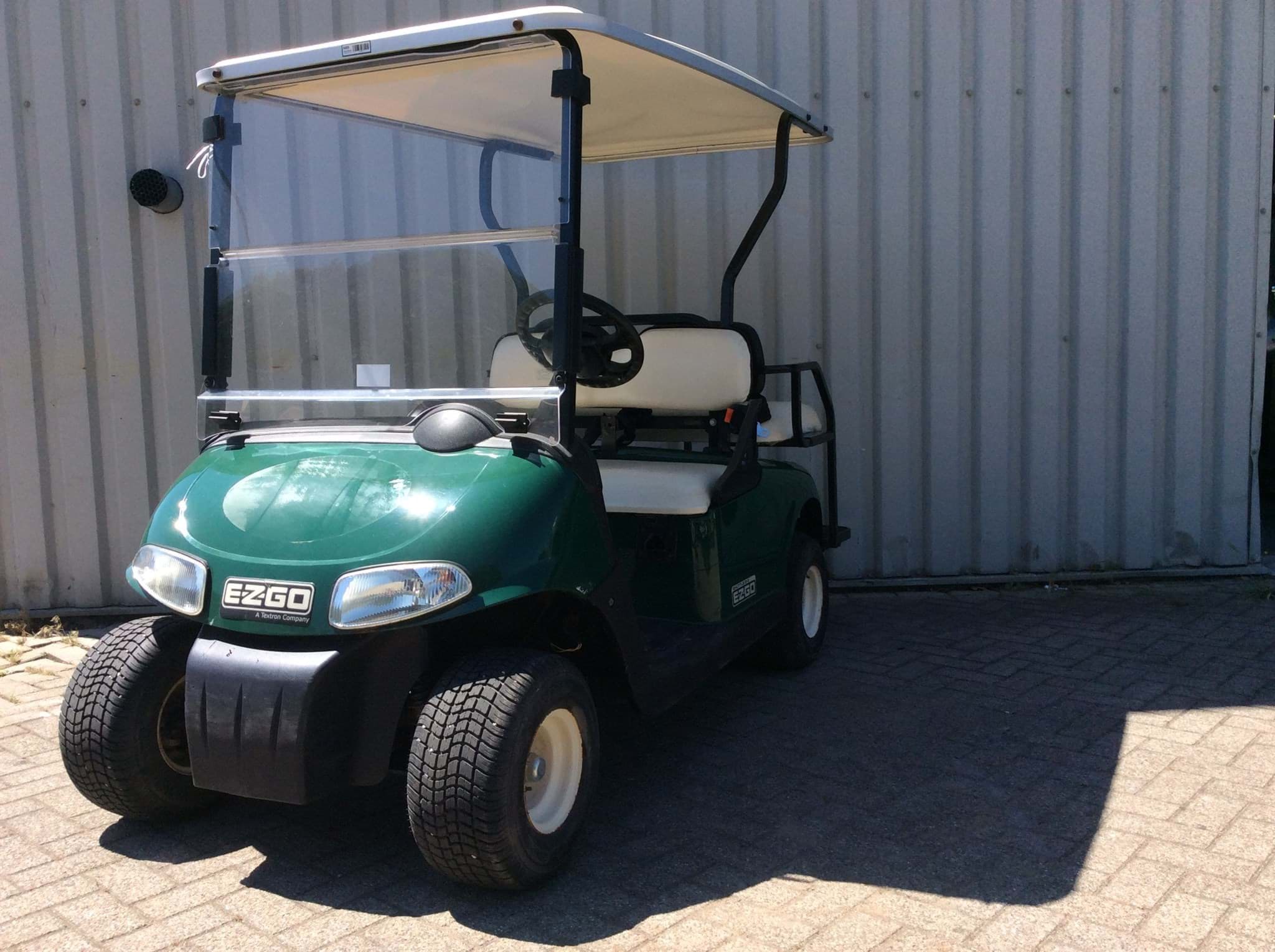 Picture of Used - 2015 - Electric - E-Z-Go Rxv 2+2 - Green